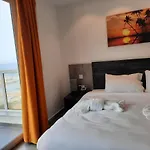 Guest house Shoreline 3*