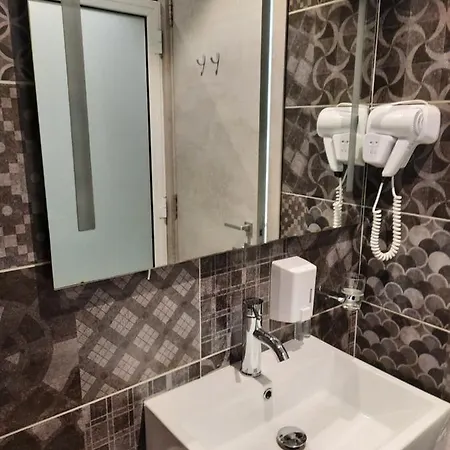 Shoreline Гостевой дом 3*