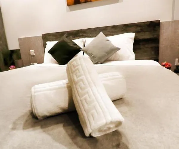 Shoreline Гостевой дом 3*